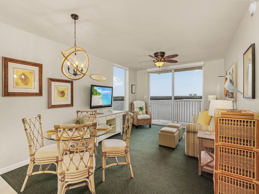 Condo, 1 King Bed With Sofa Bed, Private Pool (#503 - No Pets Allowed) photo 2