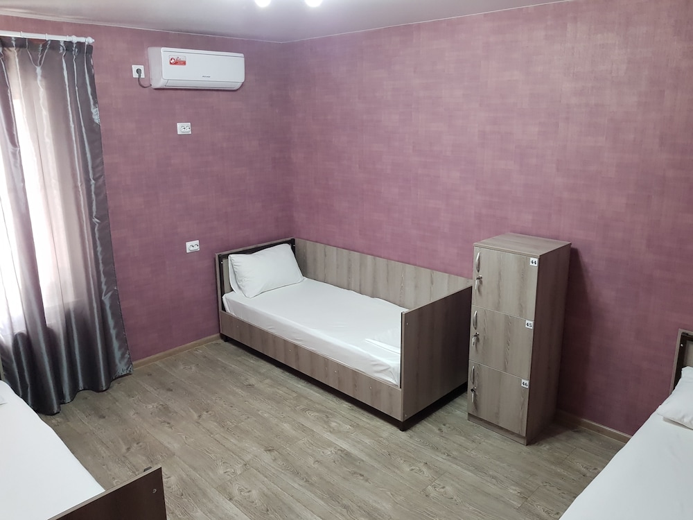 Shared Dormitory, Men only (3 guests) photo 1
