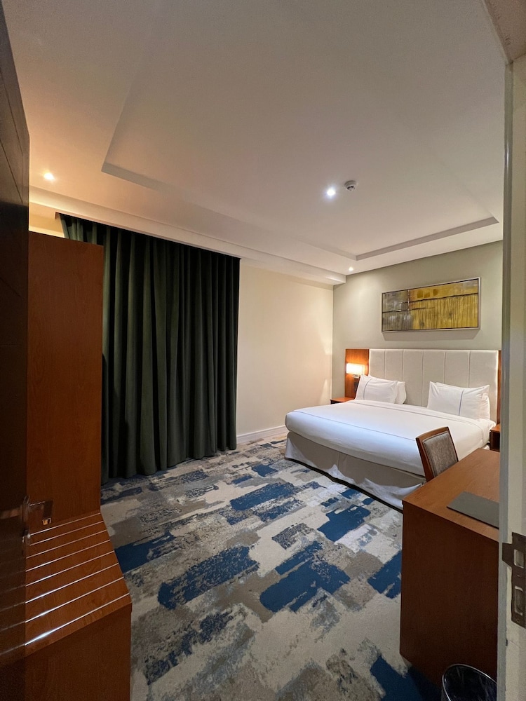 Family Suites