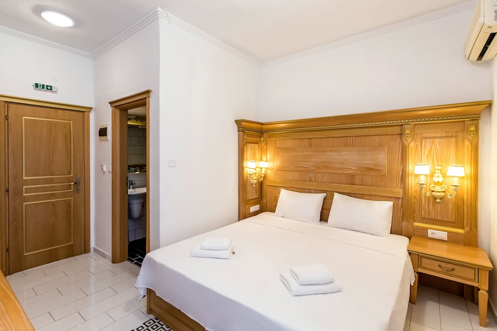 Standard Triple Room photo 3