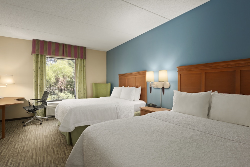 Room, 2 Queen Beds, Accessible, Bathtub (Mobility/Hearing) - Photo 2