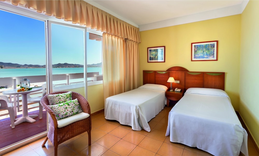 Double Room - Photo 2