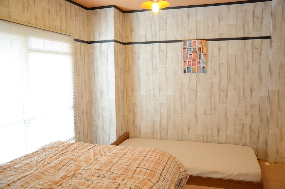 303 - Photo 2