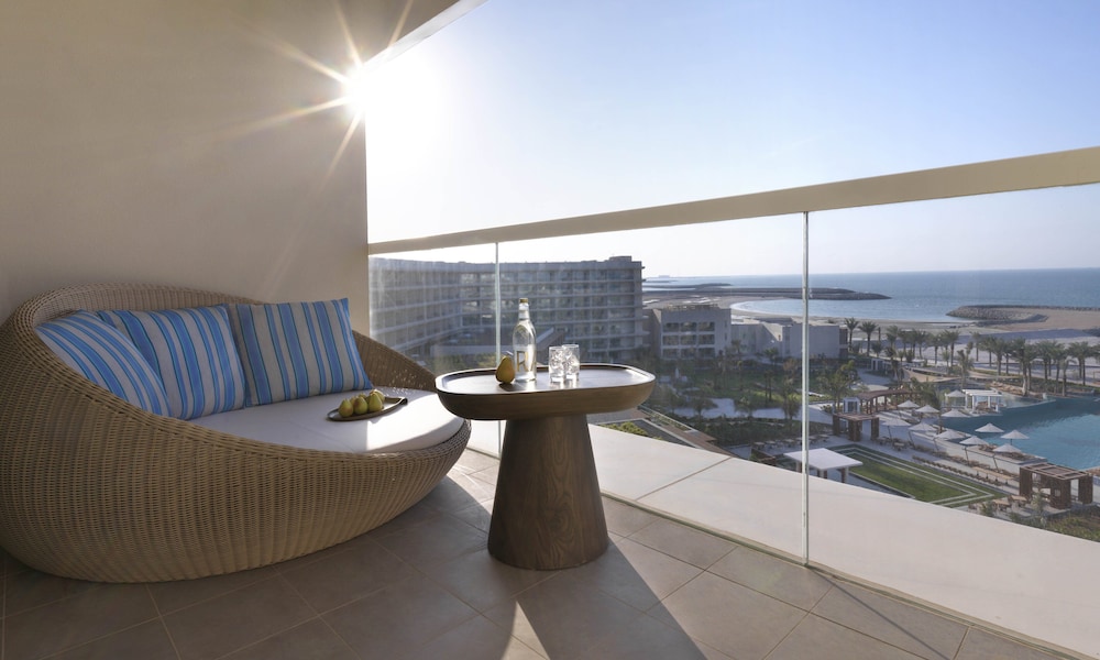 1 King Infinity Ocean View