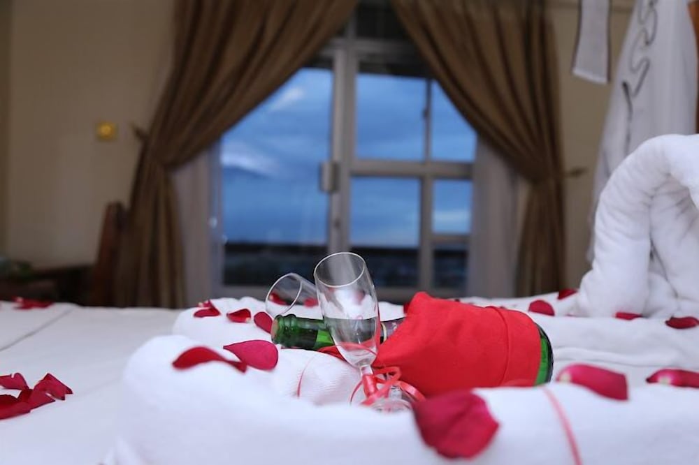 Deluxe Single Room, City View