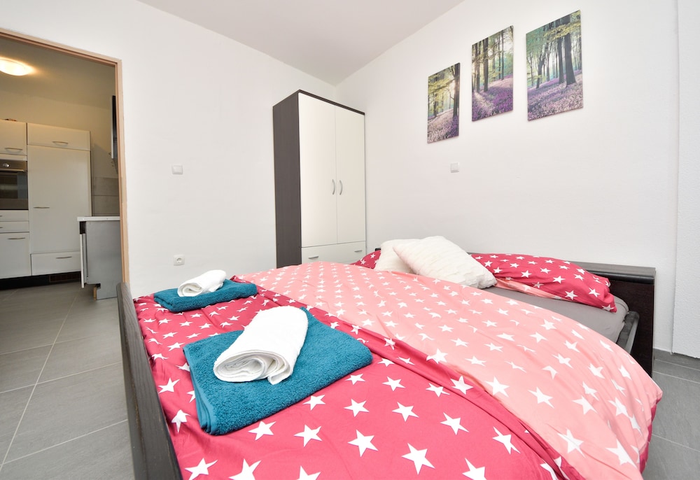 Apartment, 2 Bedrooms, Terrace, Sea View (A5) photo 1