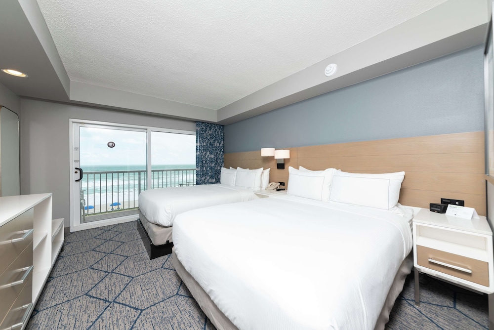 Suite, 2 Queen Beds photo 1