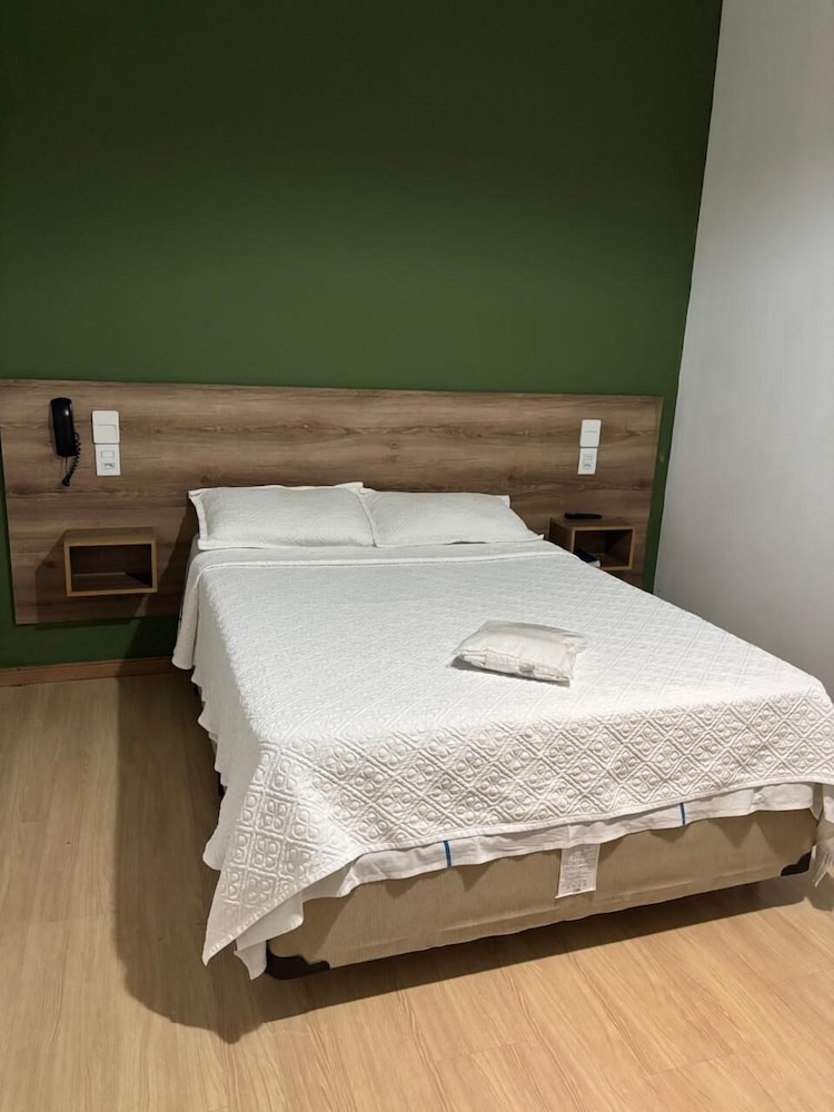 Basic Single Room, Non Smoking, Private Bathroom