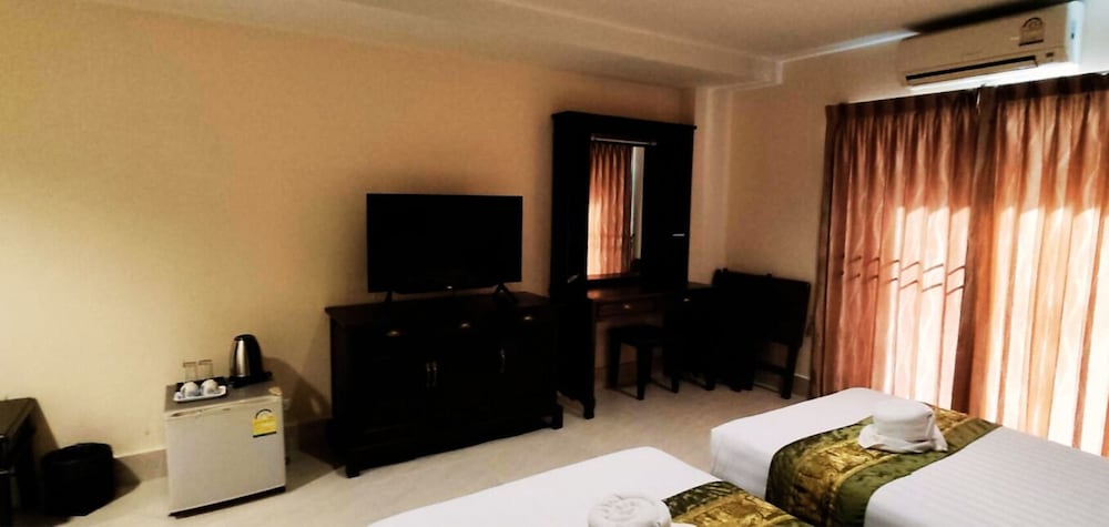 Standard Twin Room photo 3