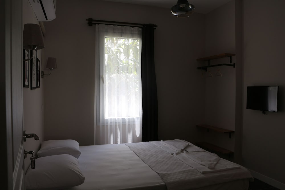 Standard Room (No:6) photo 2