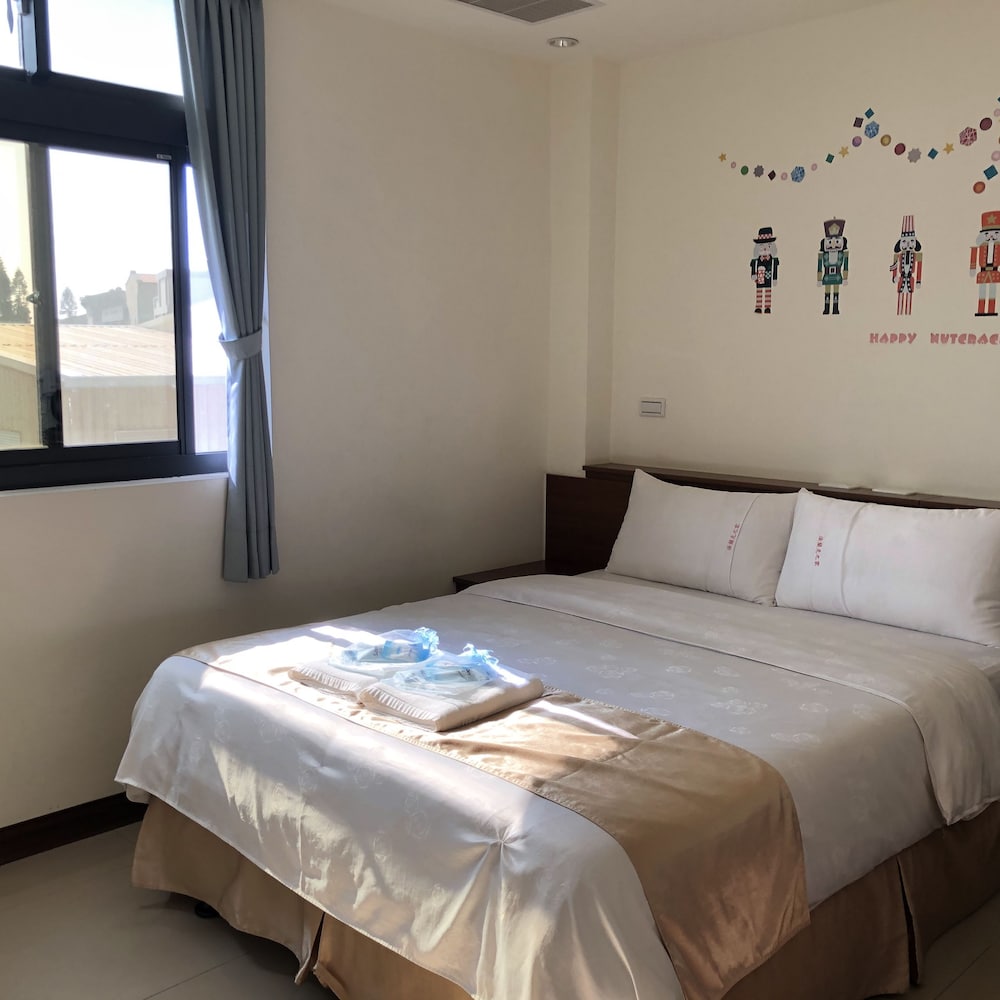 Standard Double Room photo 3