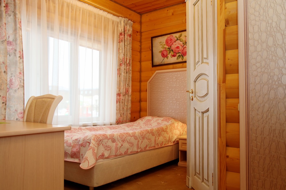 Standard Single Room (Wooden Cottage) photo 1