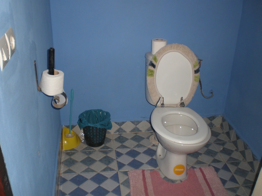 Standard Double or Twin Room, Private Bathroom photo 2