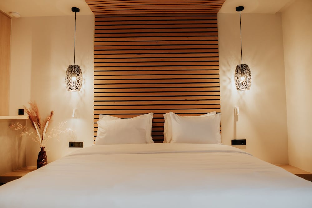 Deluxe Studio Suite