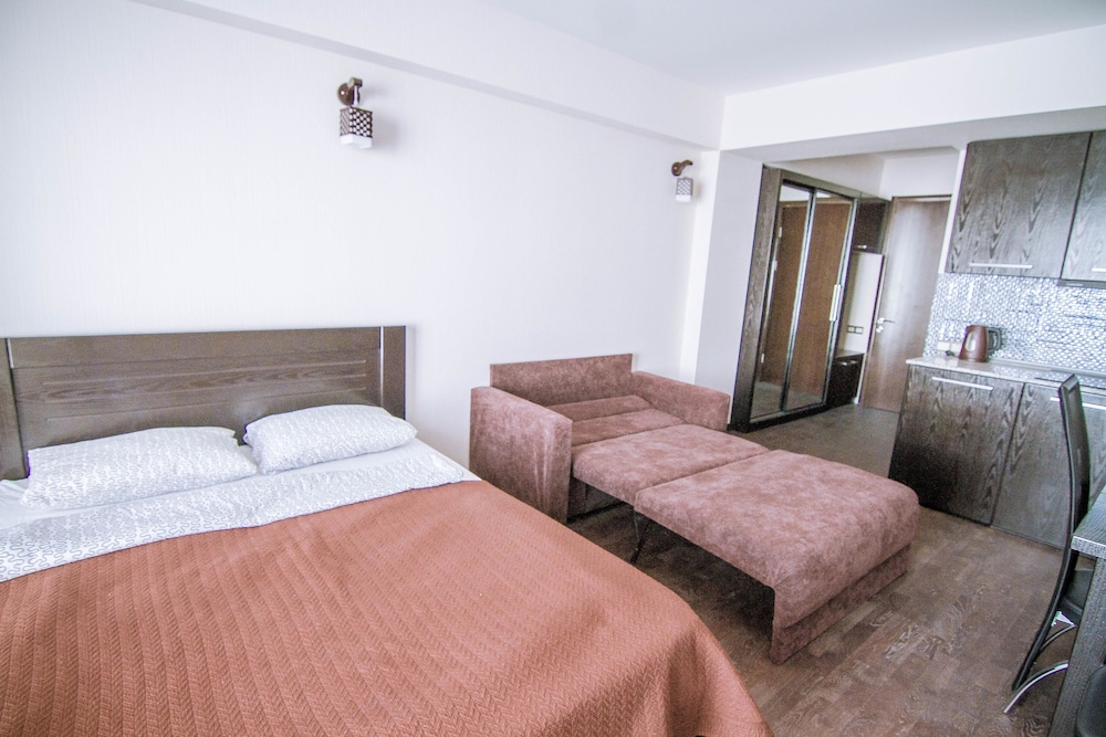 Double Room, 1 Double Bed With Sofa Bed, Non Smoking photo 2