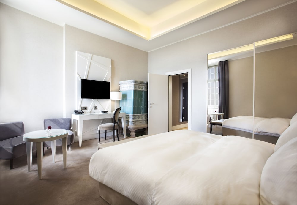 Deluxe Double Room, Park View photo 3