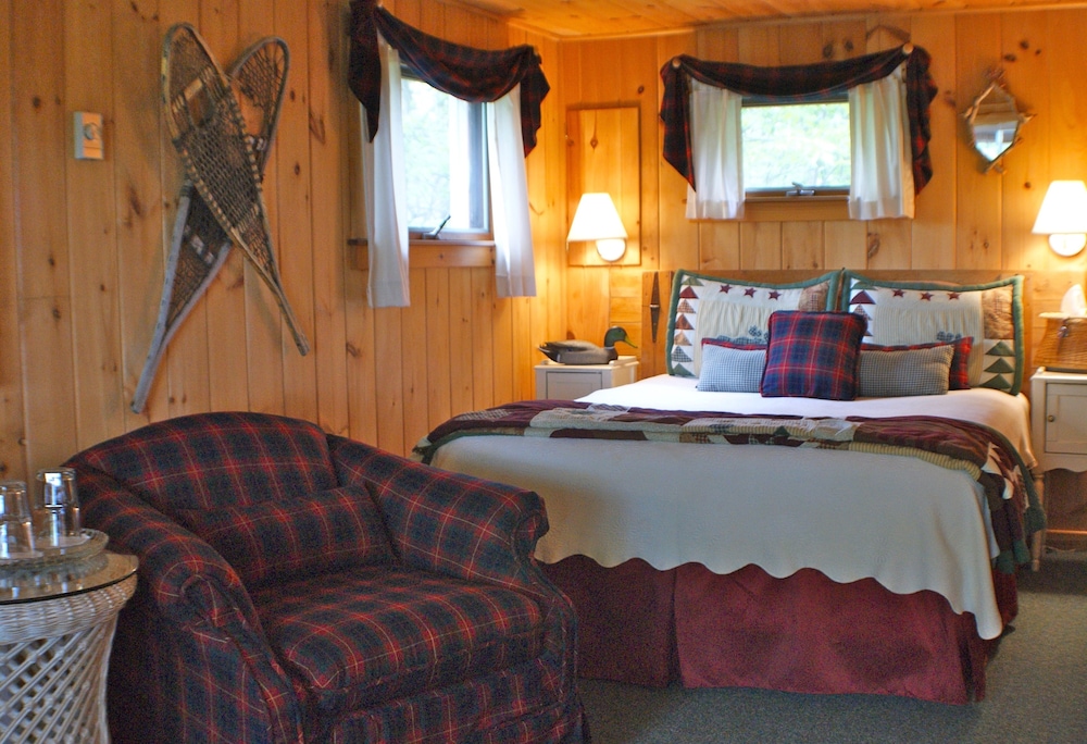Family Cottage, 1 Queen Bed with Sofa bed, Garden Area