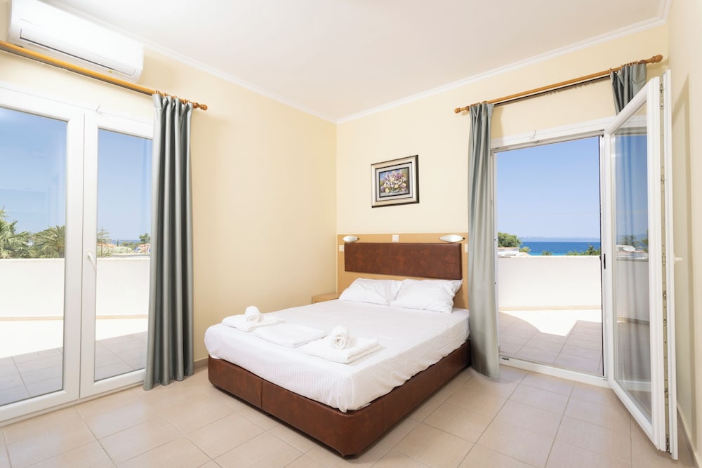 Double or Twin Room, Sea View