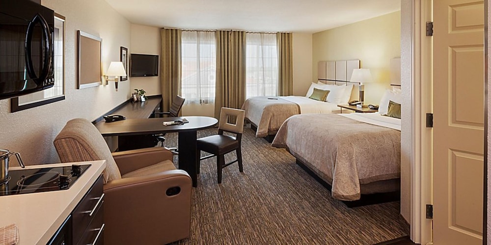 Suite, 1 Bedroom, Mobility Accessible (Communications Accessible) photo 3