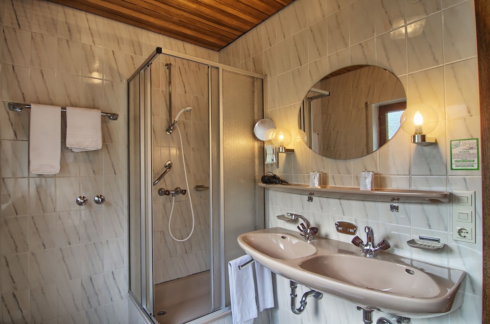Family Suite - Photo 8