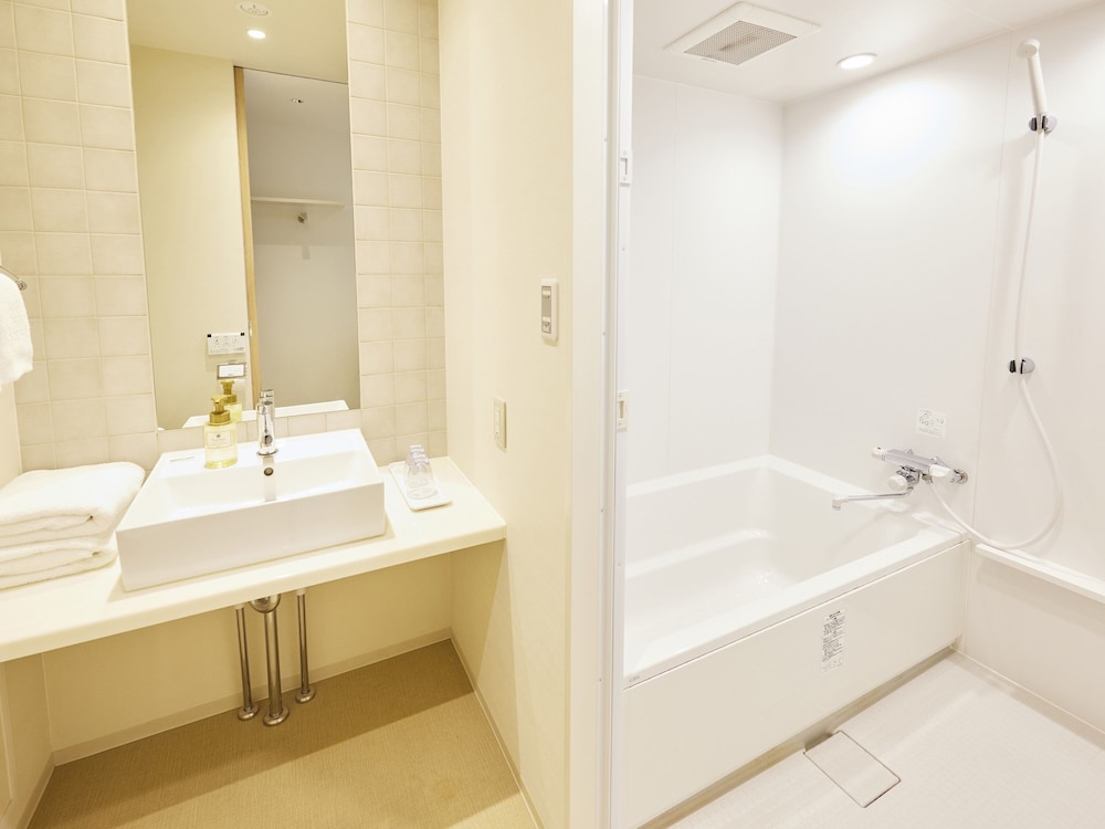 Standard Room[A first-day ticket must be purchased/Next-day free admission], Non Smoking photo 3