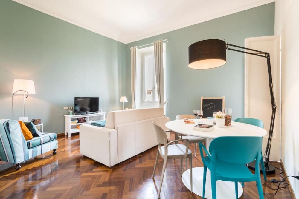 Apartment, 1 Bedroom, River View (Window on Florence) photo 3