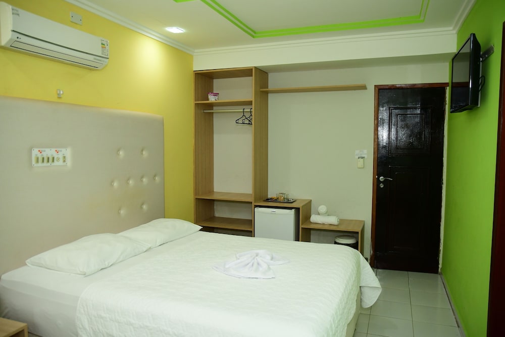Basic Triple Room photo 3