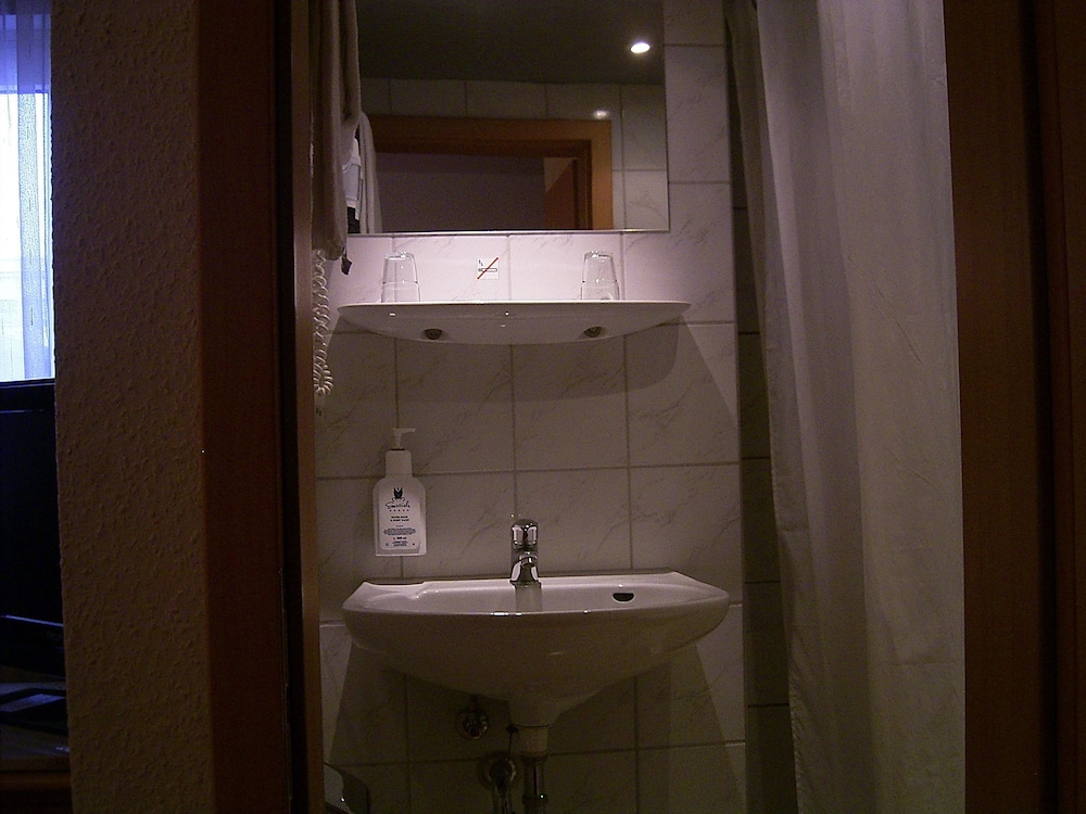 Standard Single Room photo 3
