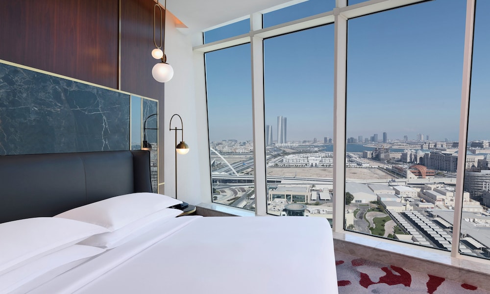 Suite, 1 Bedroom photo 2