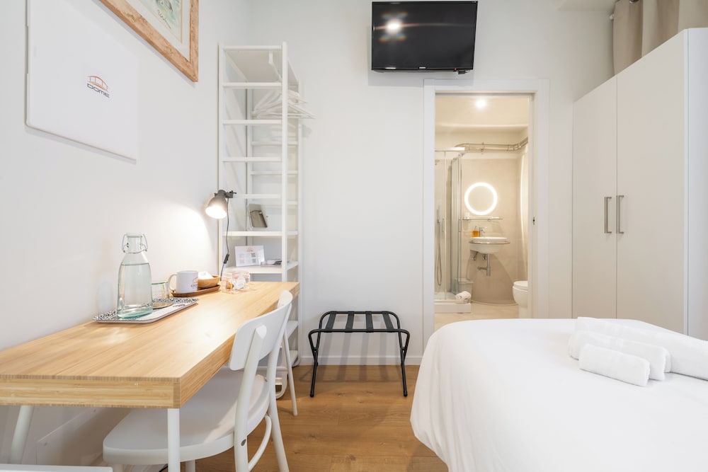 Villanova, comfort single, en-suite bathroom photo 1