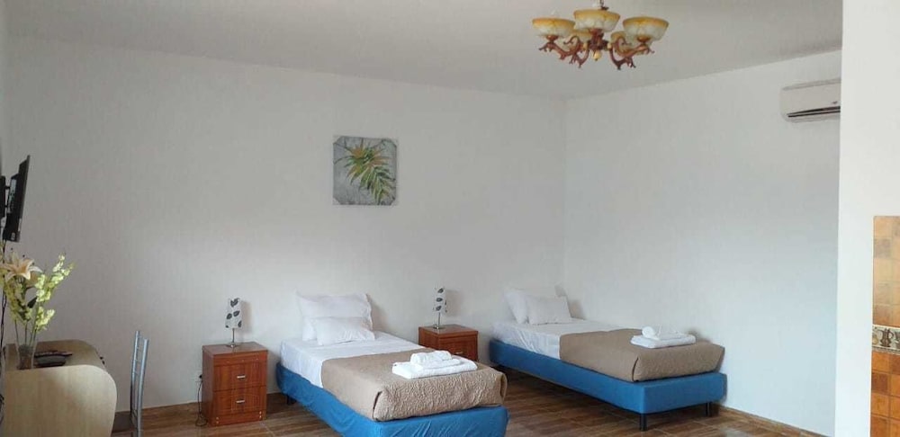 Double or Twin Room photo 2