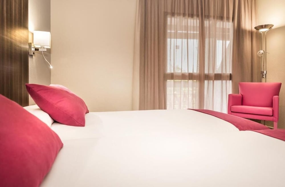 Double Room - Photo 3