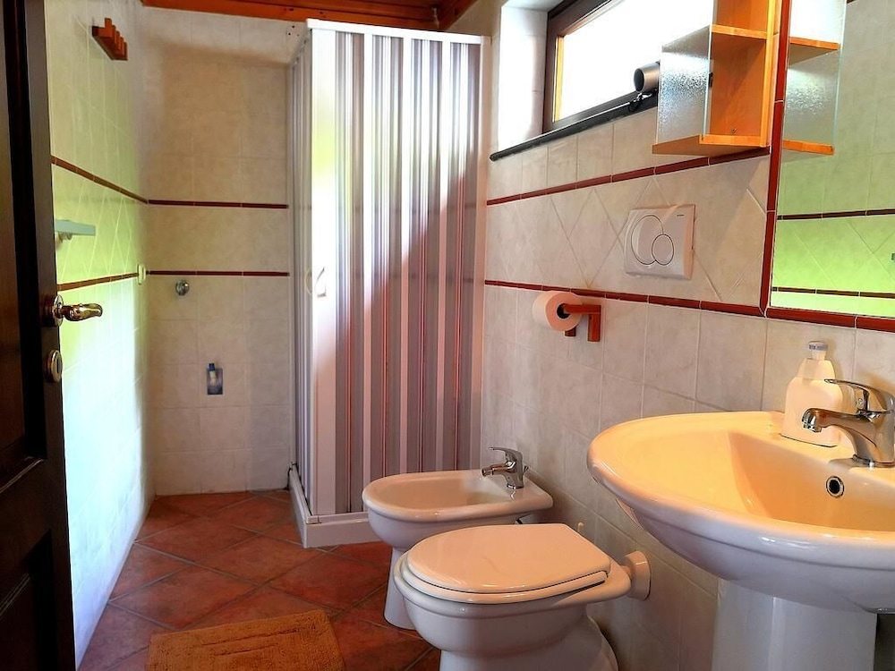 Panoramic Triple Room photo 3