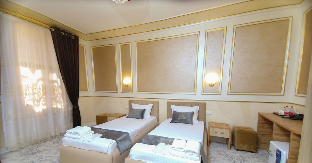 Superior Twin Room - Photo 2
