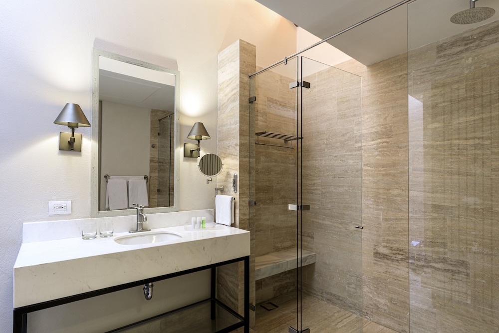 Superior Double Room Single Use - Photo 4