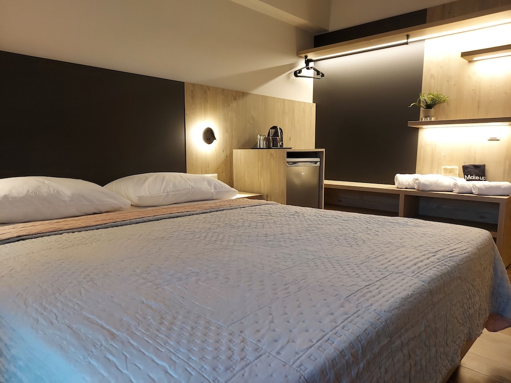 Deluxe Room, 1 Queen Bed