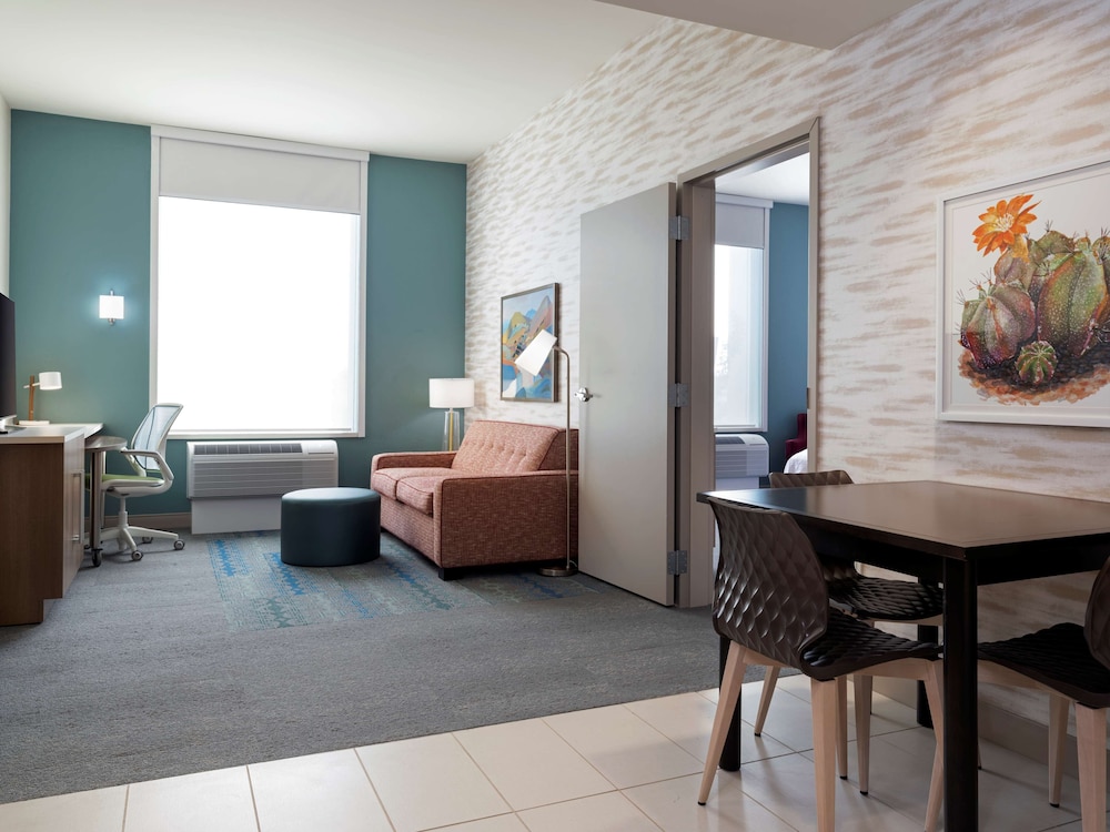 Suite, 1 King Bed, Accessible (Roll-In Shower) - Photo 1