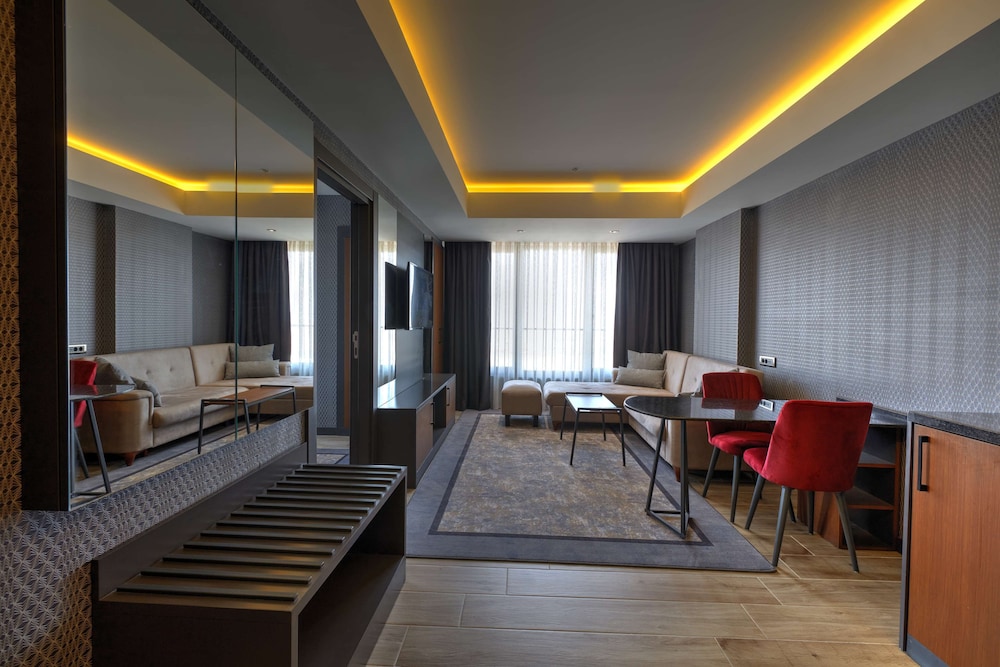 Premium Room, 1 Bedroom, Non Smoking, Kitchenette - Photo 2