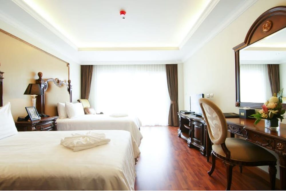 Superior Twin Room - Photo 4