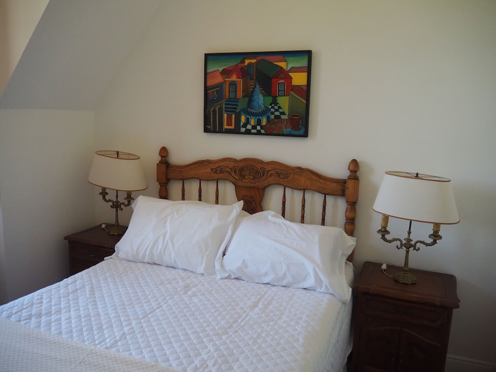 Standard Room, 1 Queen Bed, Garden View photo 1