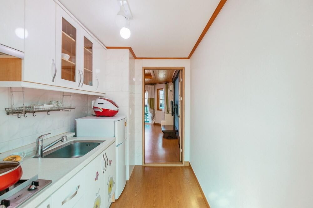 Room (Gookhwa) - Photo 2
