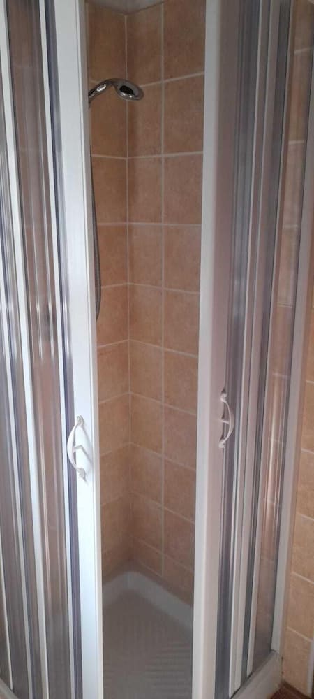Basic Double or Twin Room, 1 Bedroom, Accessible, Valley View photo 3