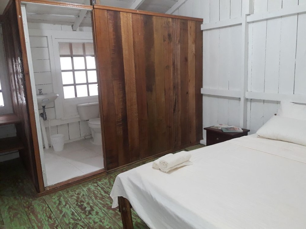Deluxe Cabin, 1 Queen Bed photo 2