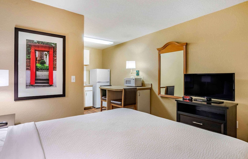 Studio, 1 Queen Bed, Non Smoking - Photo 5