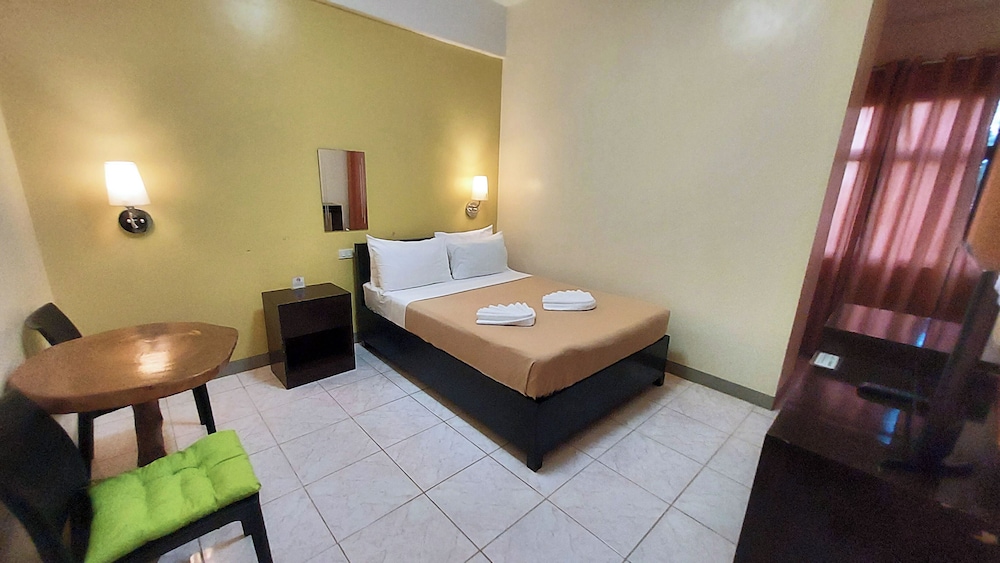 Standard Room photo 2