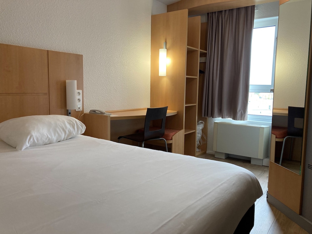 Standard Double Room, 1 Double Bed - Photo 4