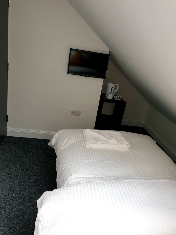 Basic Single Room photo 2