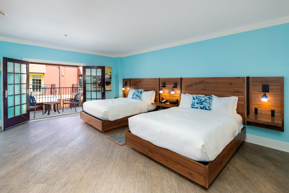 Standard Room, 2 Queen Beds photo 1
