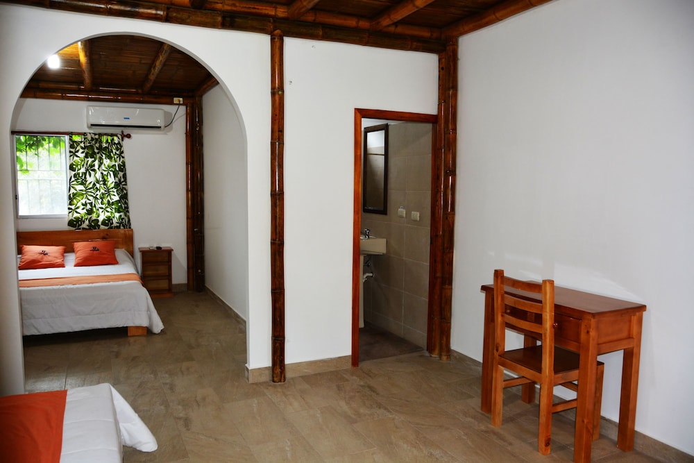 Double Room, 2 Double Beds photo 3