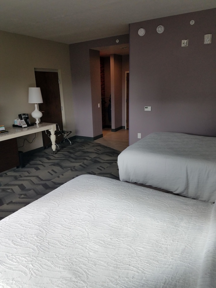 Room, 2 Queen Beds, Non Smoking photo 2